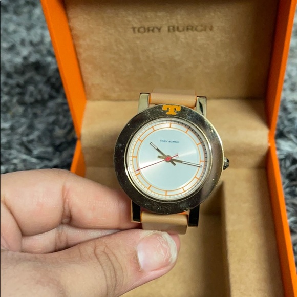 Tory Burch - Picture 4 of 4